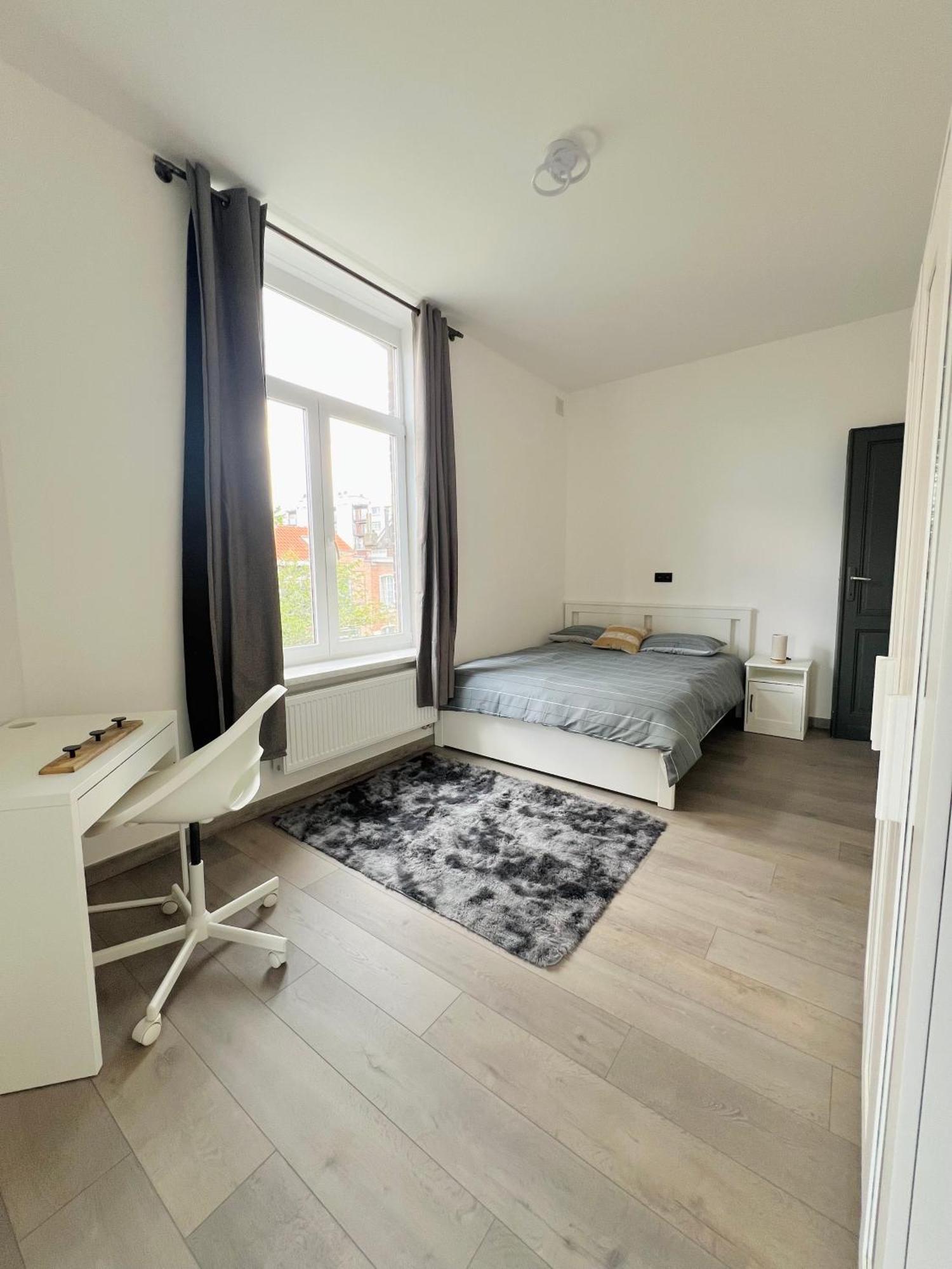 Renove Et Radieux A Bruxelles Exteriér fotografie