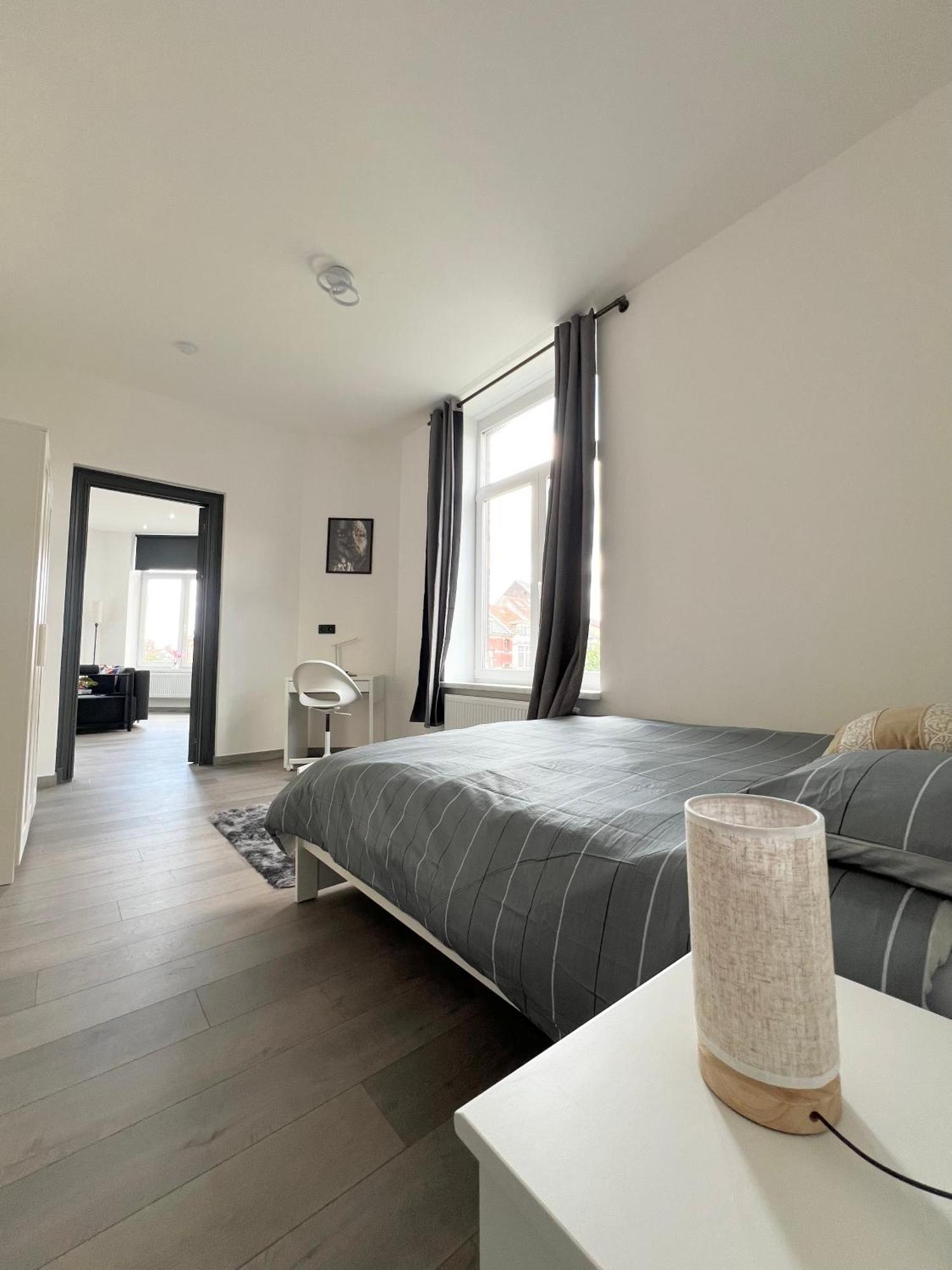 Renove Et Radieux A Bruxelles Exteriér fotografie